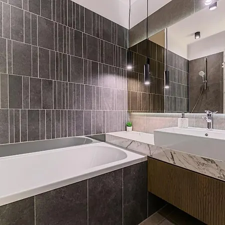 Qualis 7th Heaven Appartement Braşov